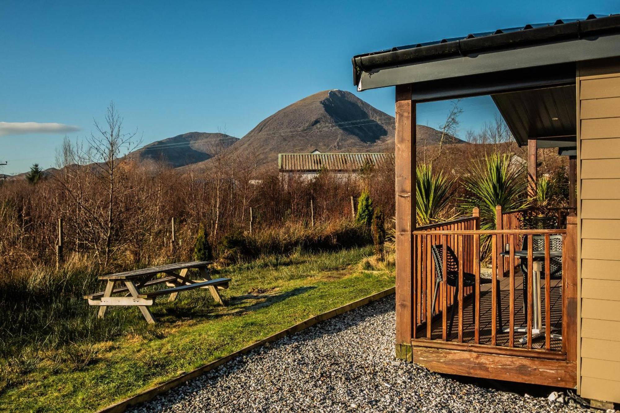 Broadford Lodges Skye 외부 사진